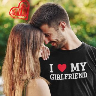 Triko s potiskem I Love My Girlfriend pro zamilované. ❤️ Vždyť láska kvete v každém věku, tak proč to nedat najevo?...